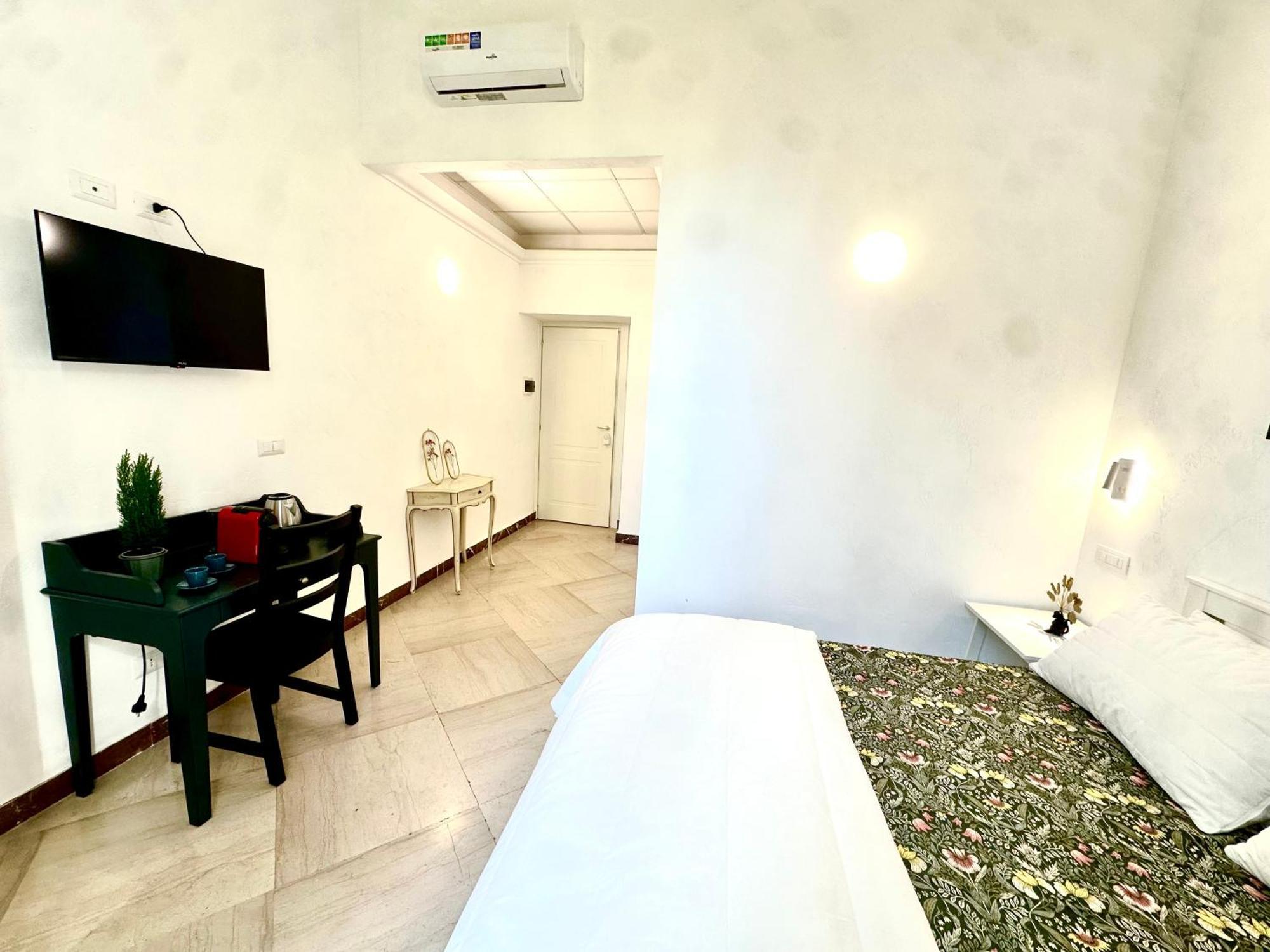 Via Veneto - Dolce Alcova Bed & Breakfast Rome