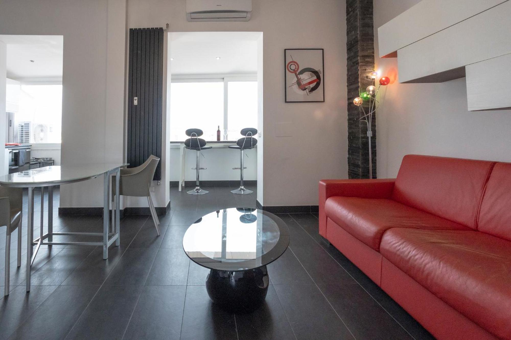 Homehouse Candia - Vatican Attic Apartment Rome