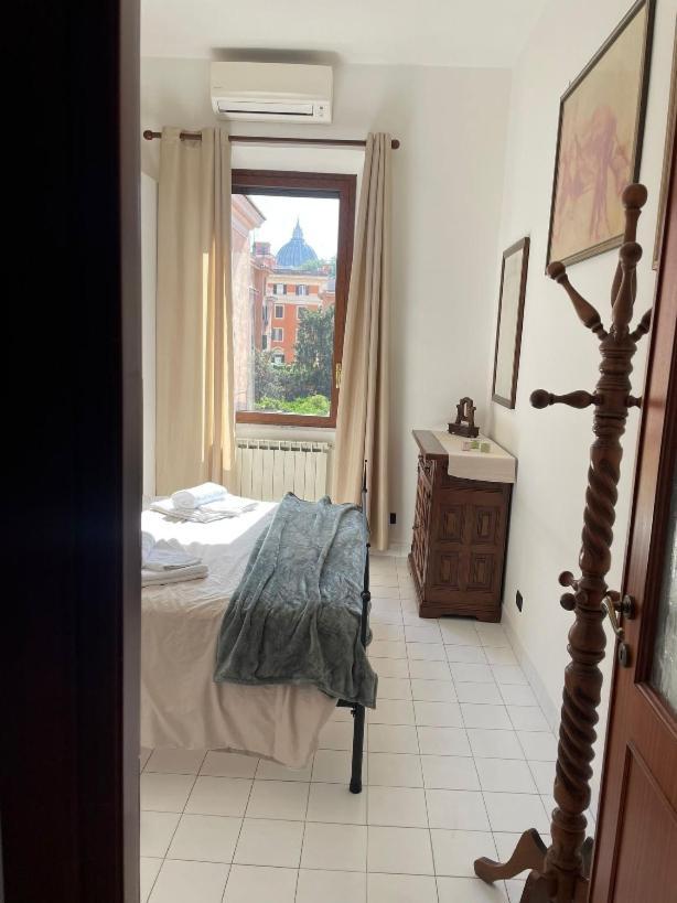 Vatican's Bed & Breakfast *
