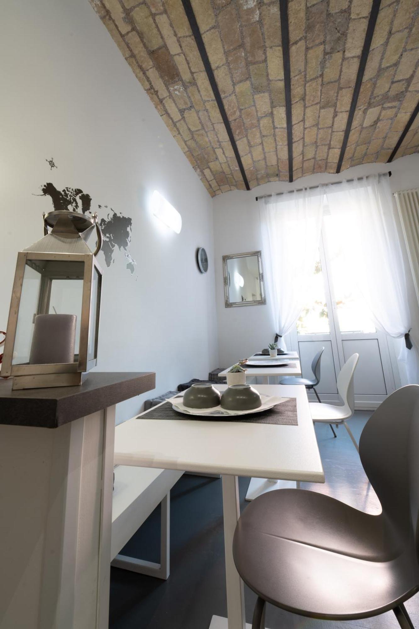 Urbe Colosseo Bed & Breakfast 2*