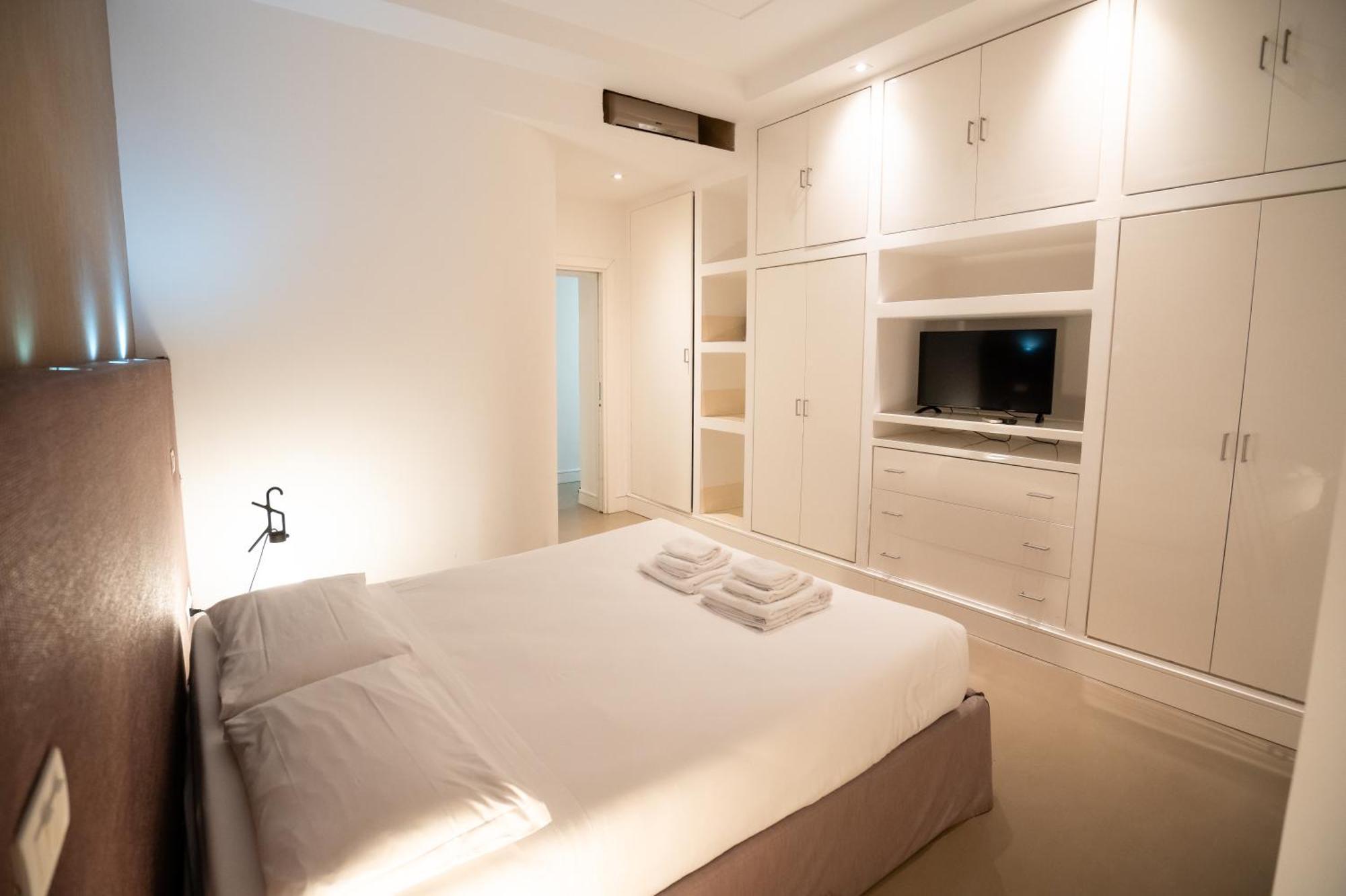 Silver Spanish's Steps Apartment Rome