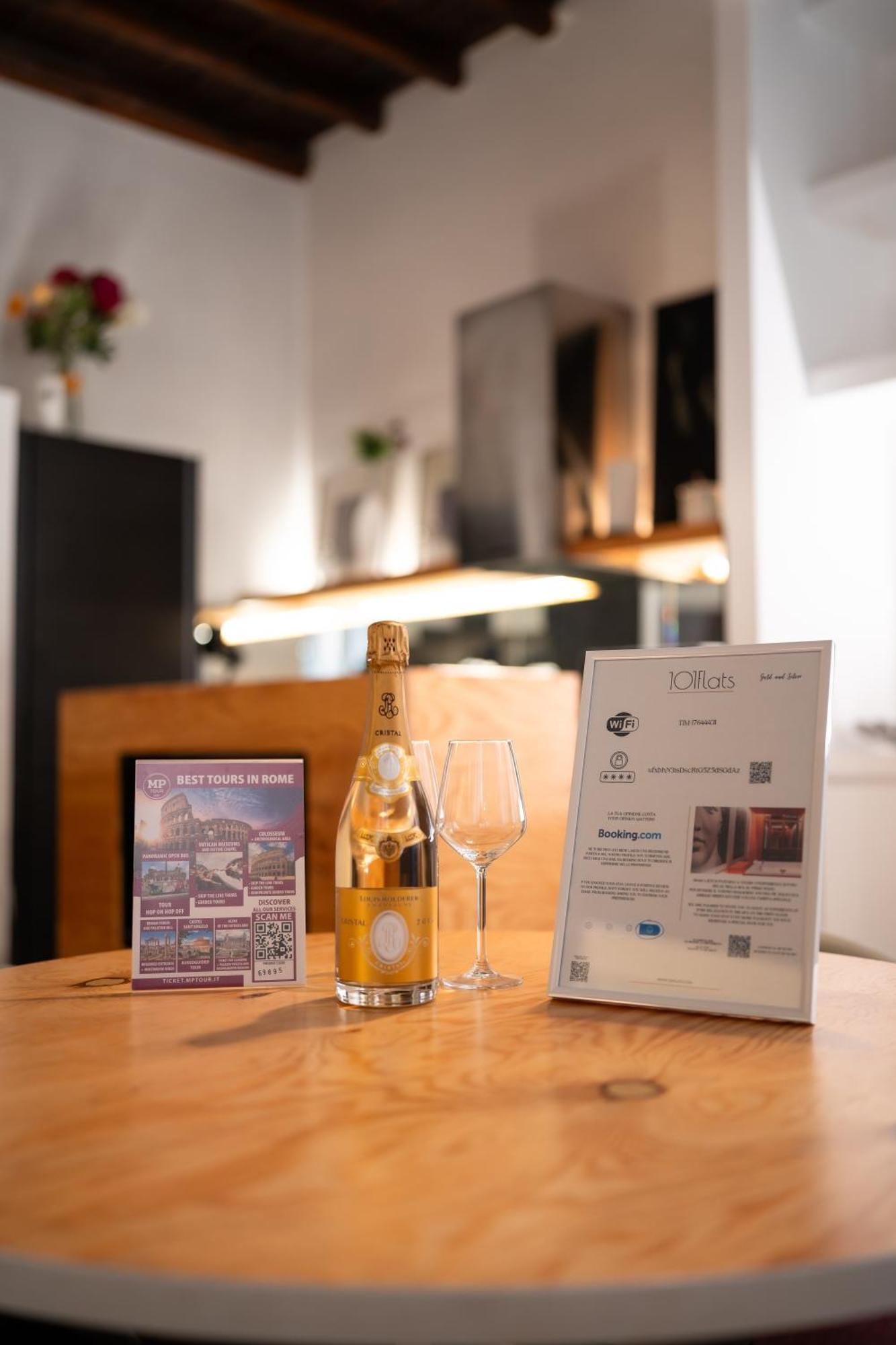 Silver Spanish's Steps Apartment Rome