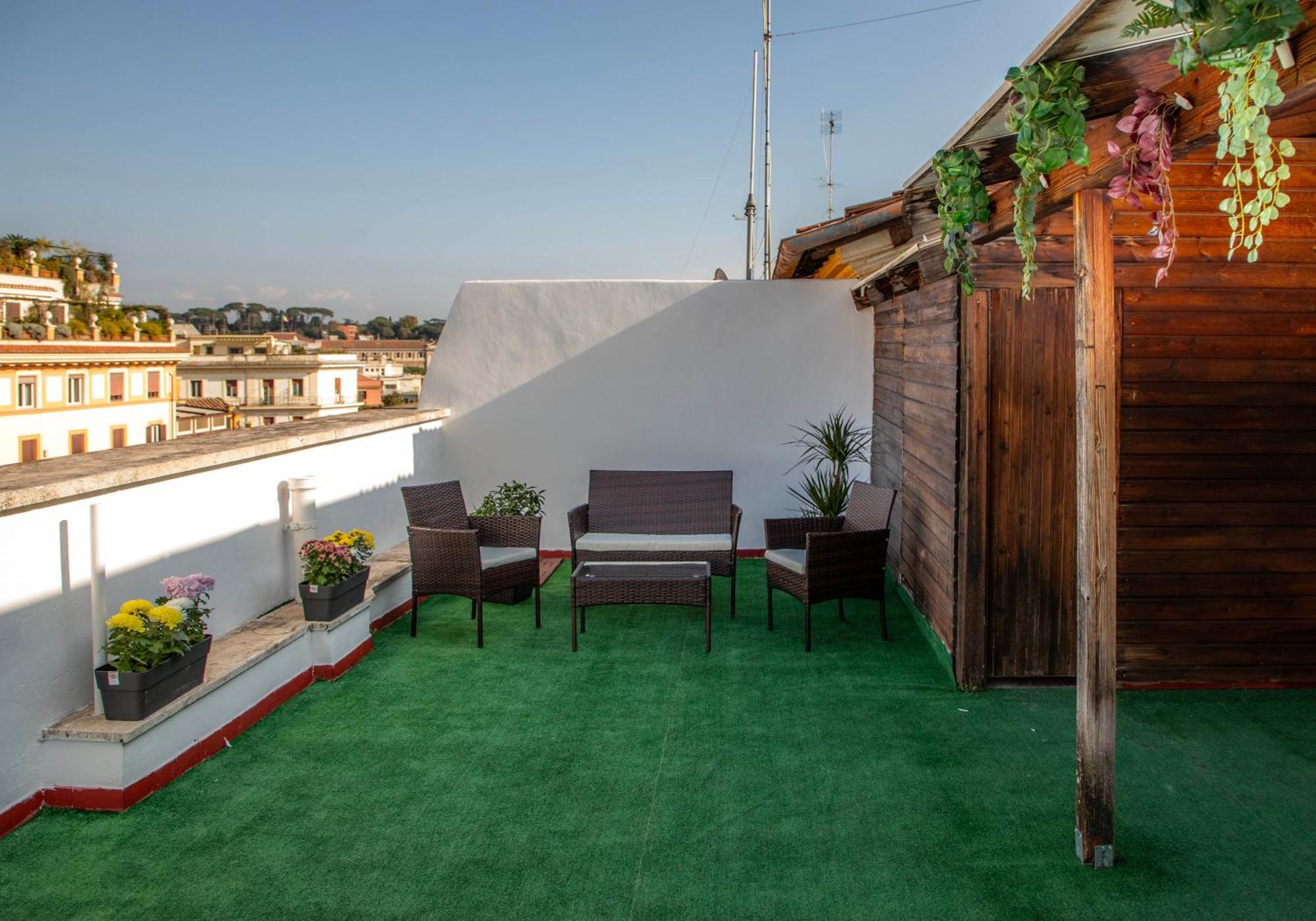 Vatican Penthouse With Terrace Appartamento
