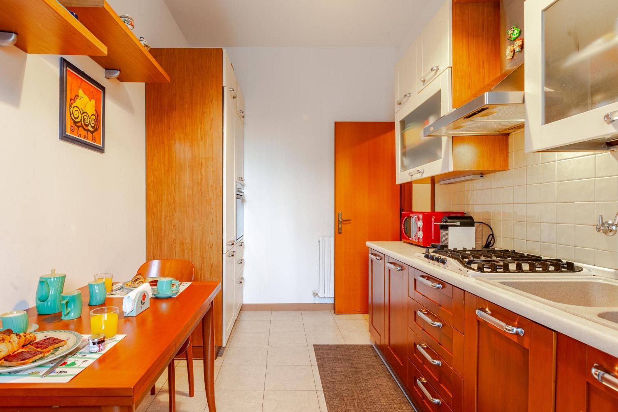 Two Dual Elegant Wi Fi Ac Guest house *