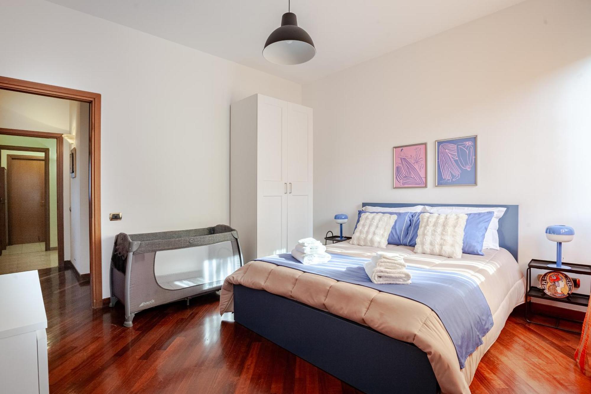 Two Dual Elegant Wi Fi Ac Guest house