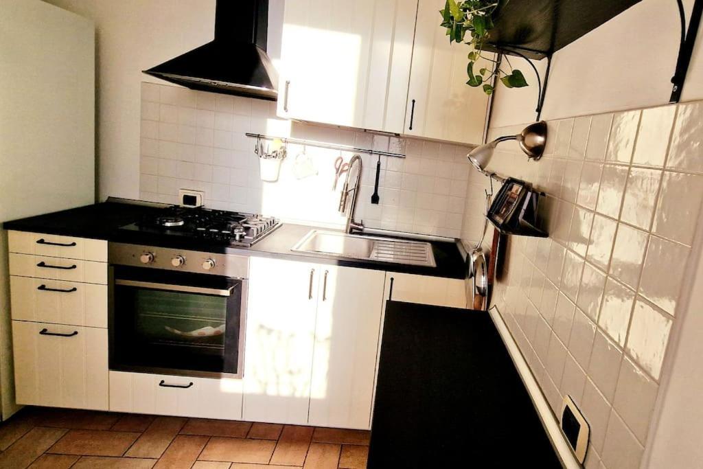 Piramide Metro B Apartment Rome