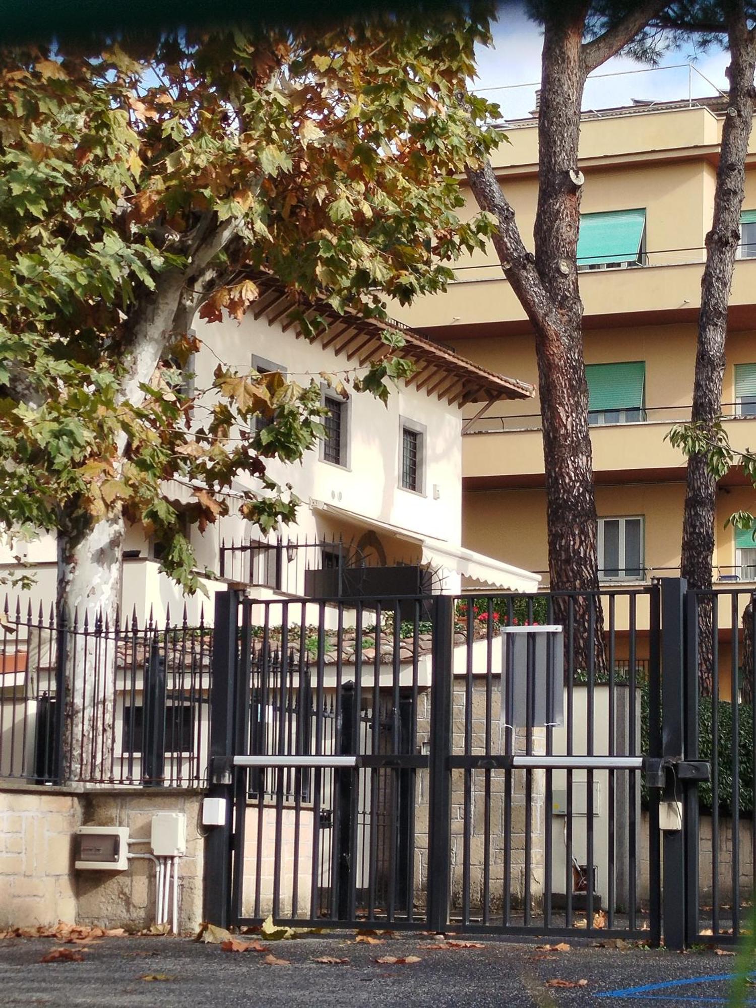 Apartment Gemelli Flower's House Rome