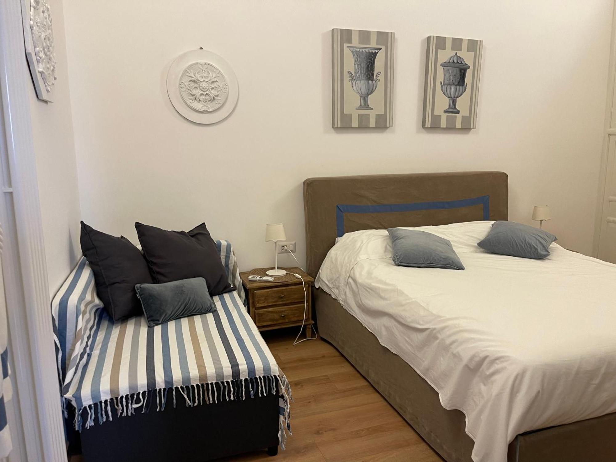 Apartment Domus Alfieri Al Colosseo Rome