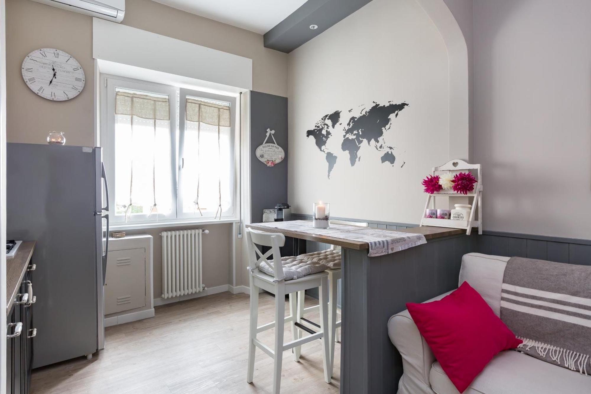 Peonies House Quiet Flat Overlooking Apartment