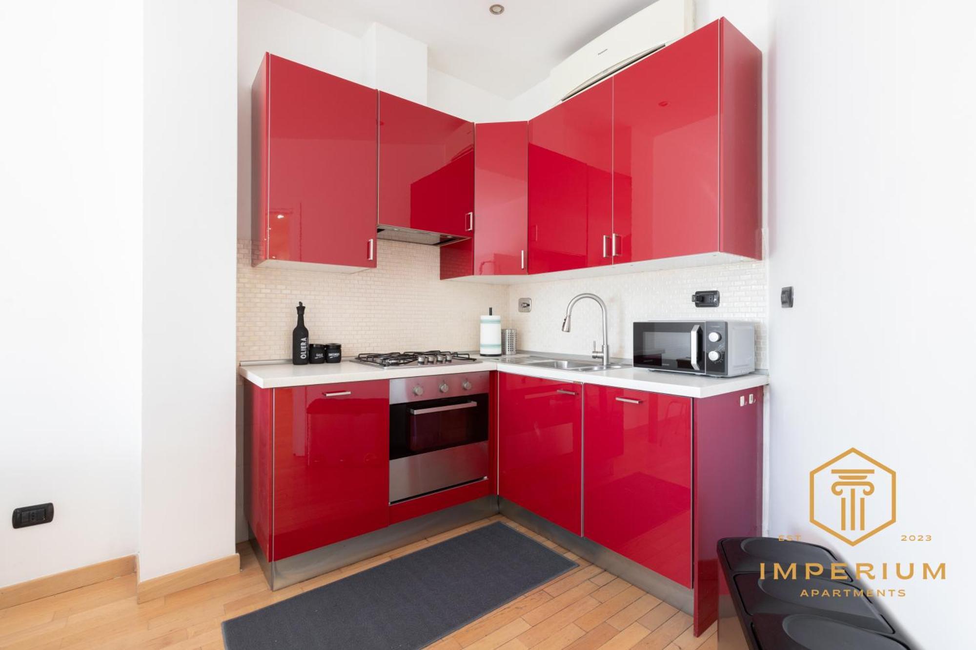Appartamento Imperium Deluxe - 300mt To Metro B, 3 Bedrooms, Panoramic View, A-c