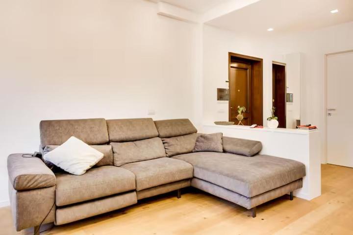 Aurelia Luxury