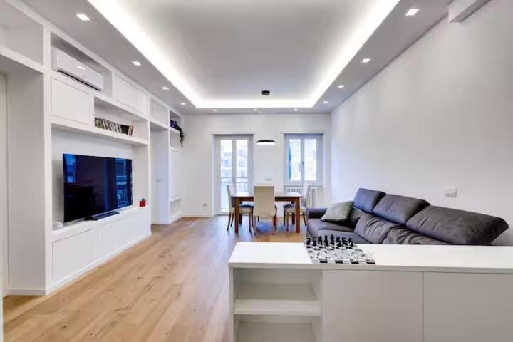 Aurelia Luxury