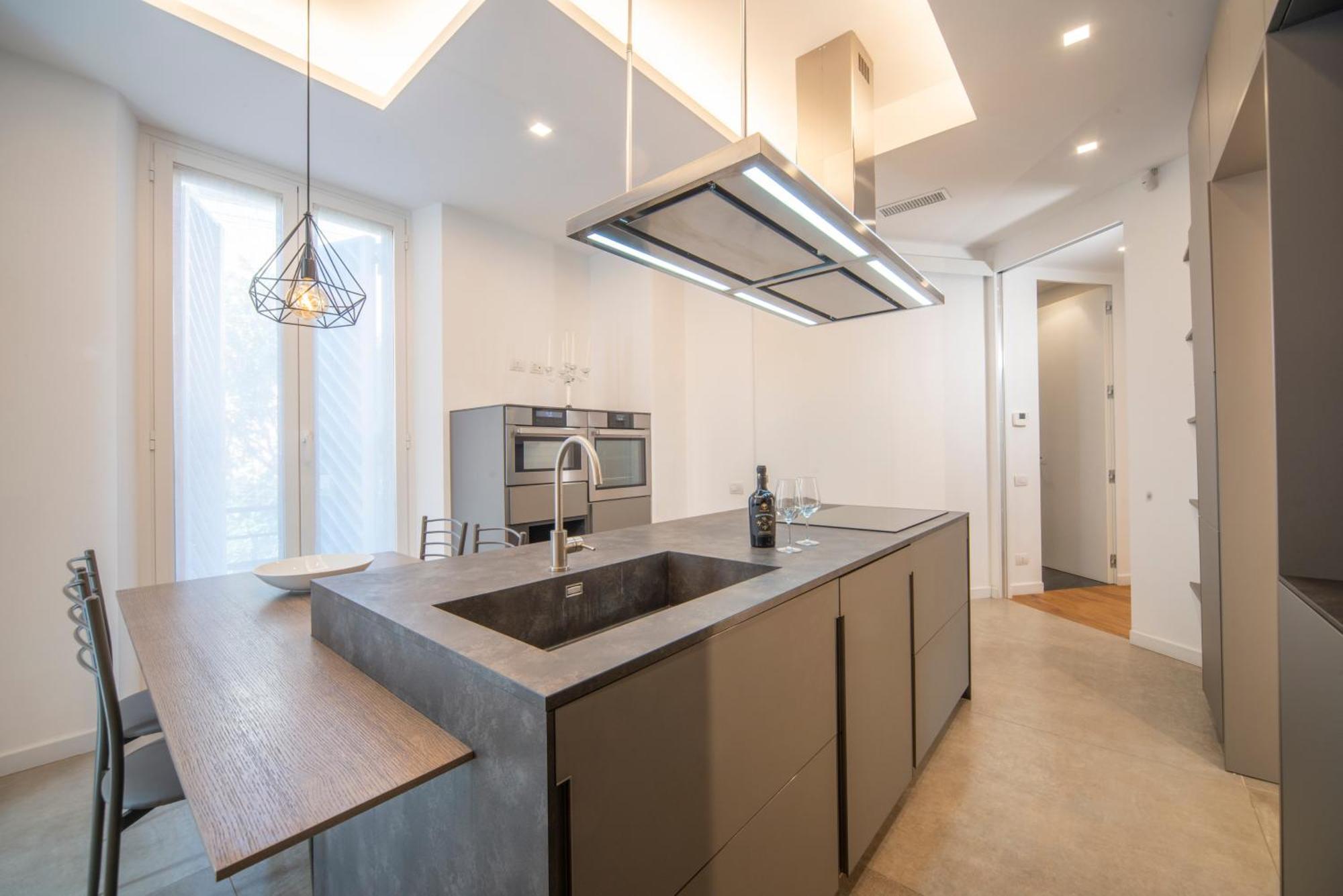 Apartment Colosseo A 900 M - Circo Massimo - Aventino Licinia Luxury