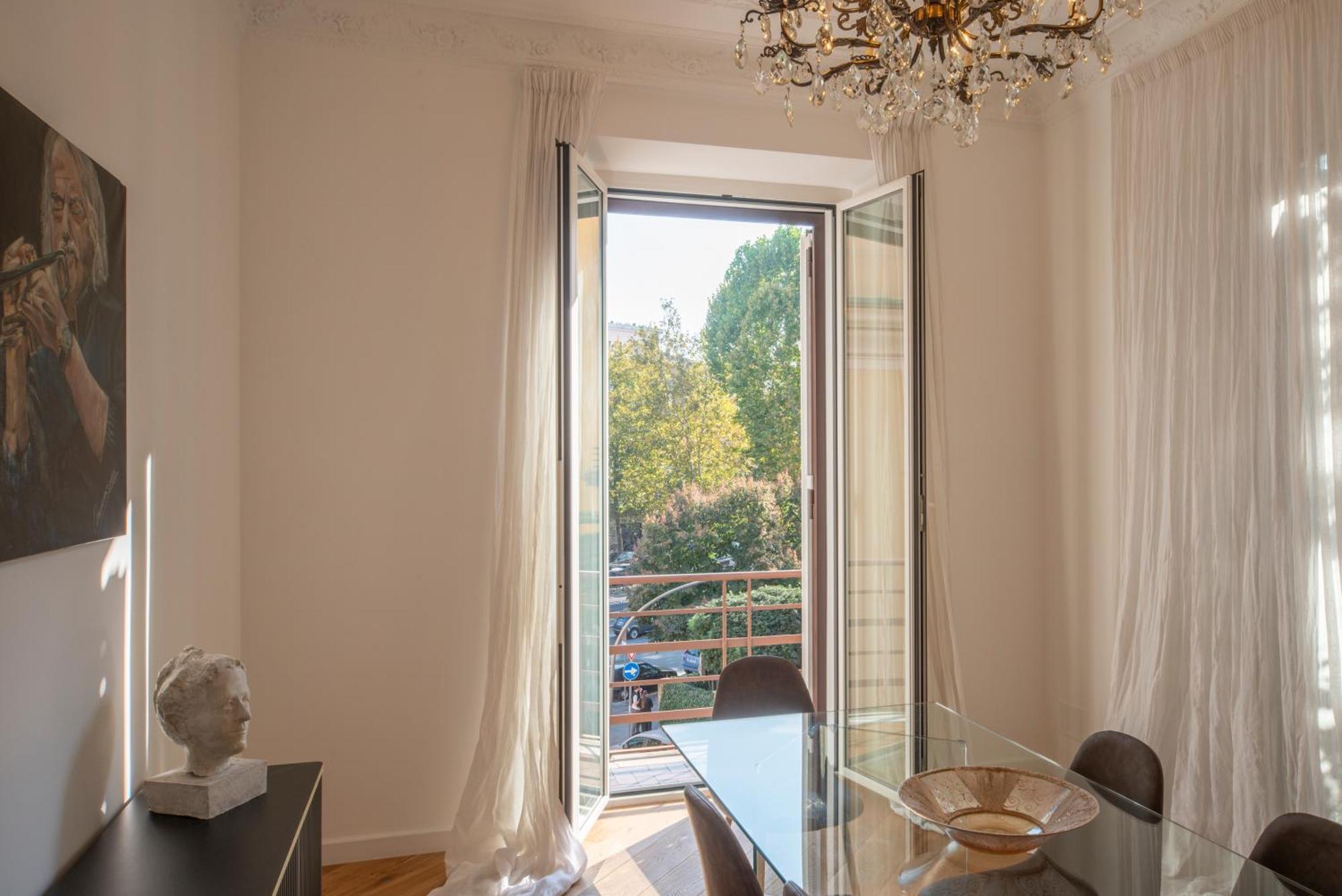 Colosseo A 900 M - Circo Massimo - Aventino Licinia Luxury Apartment Rome