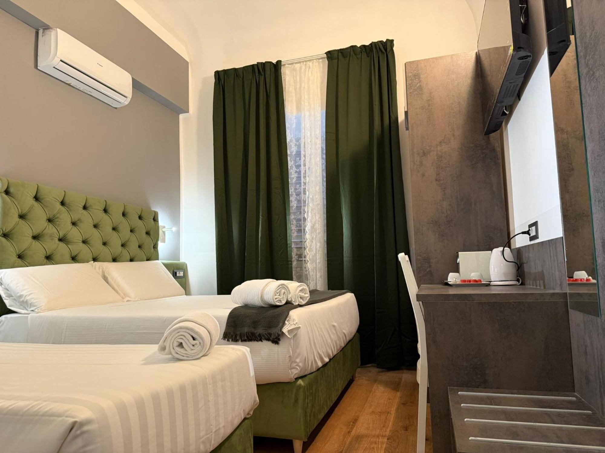 Conte 2* Rome