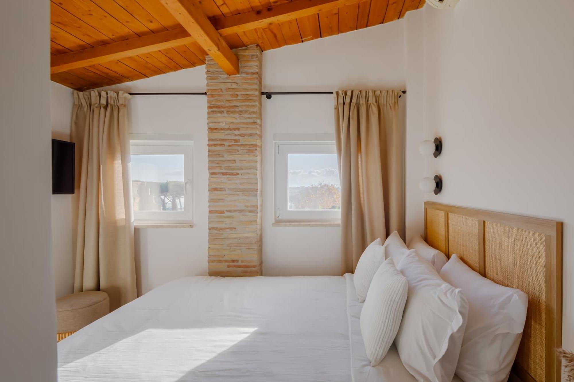 Colosseo Flats And Penthouse Apartment