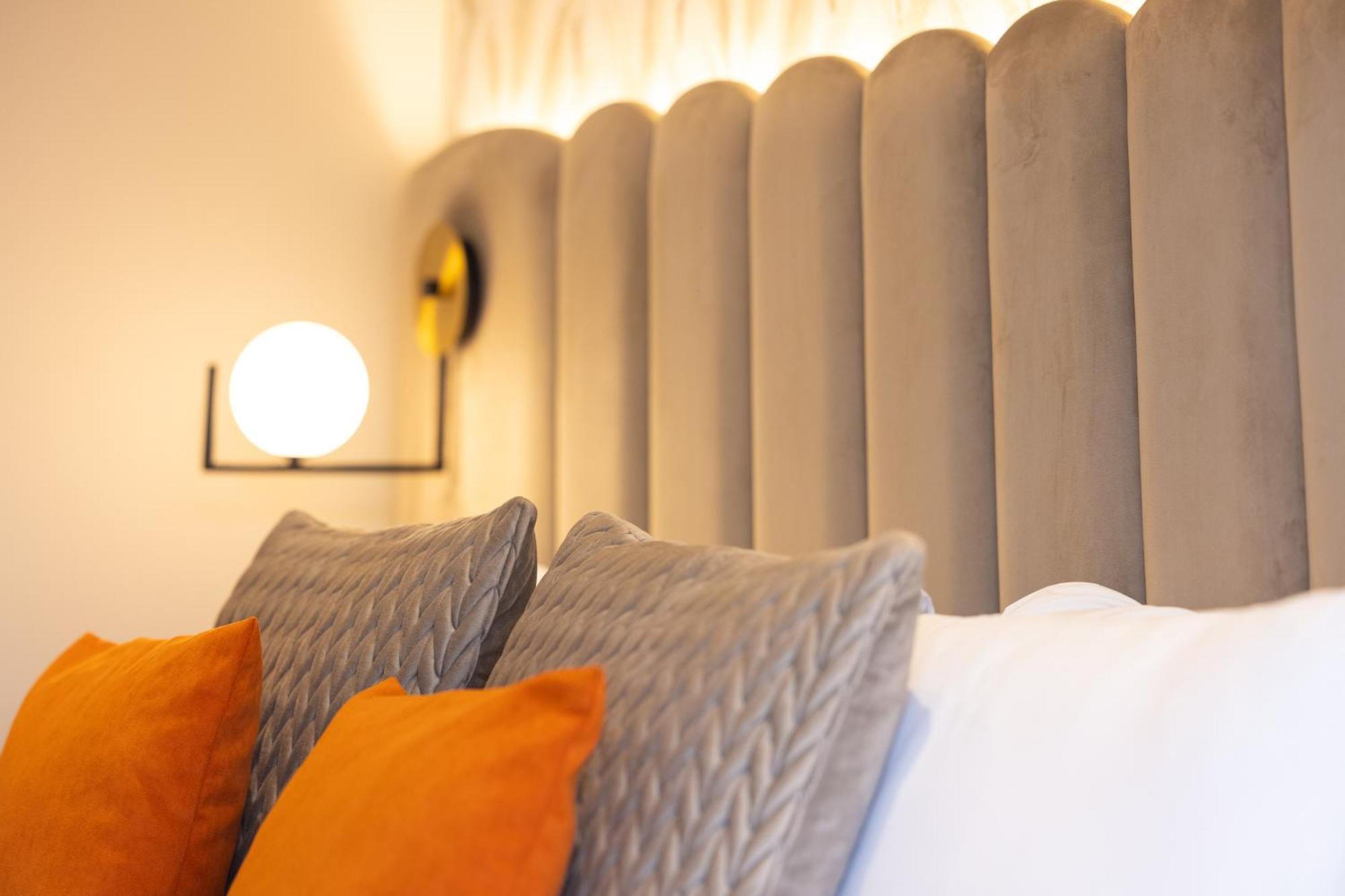 Mavi Luxury * Roma