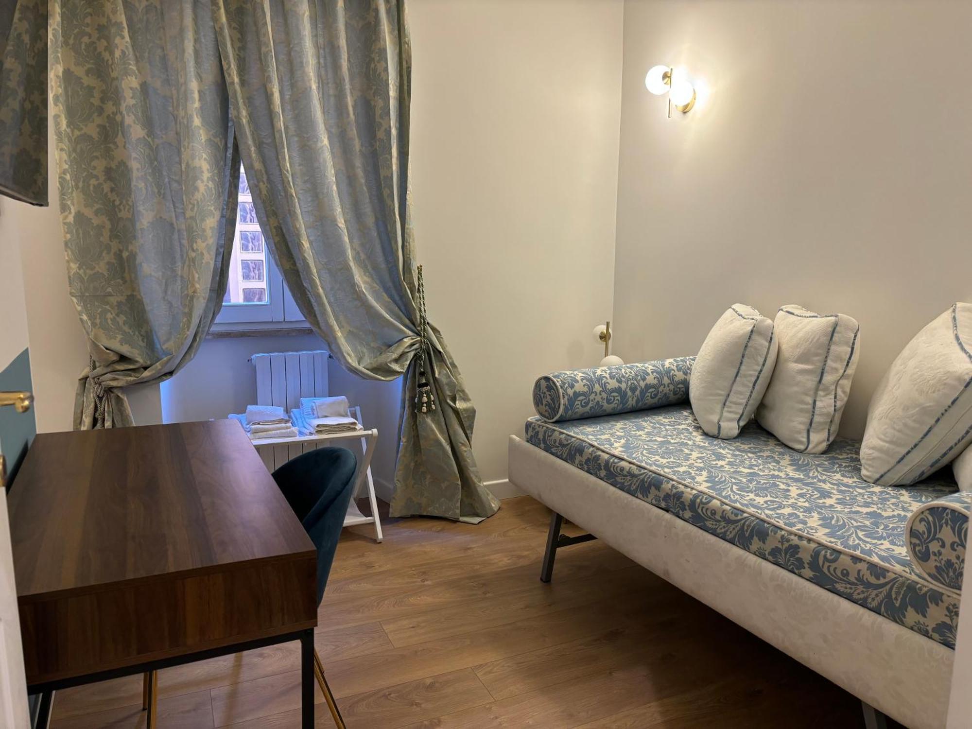 Paolina Place Rome