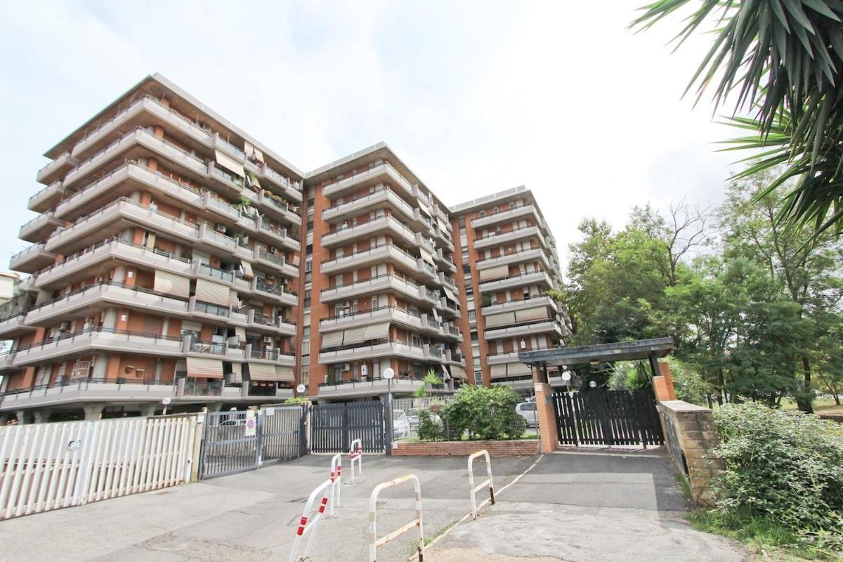 Eur Torrino Apartment, Vicino La Stazione Metro Tor Di Valle Apartment Rome