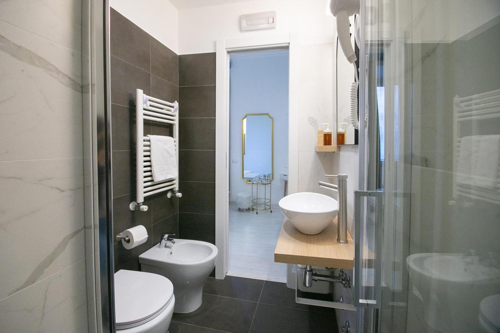 Caffe' E Cuscino Guest house 2*