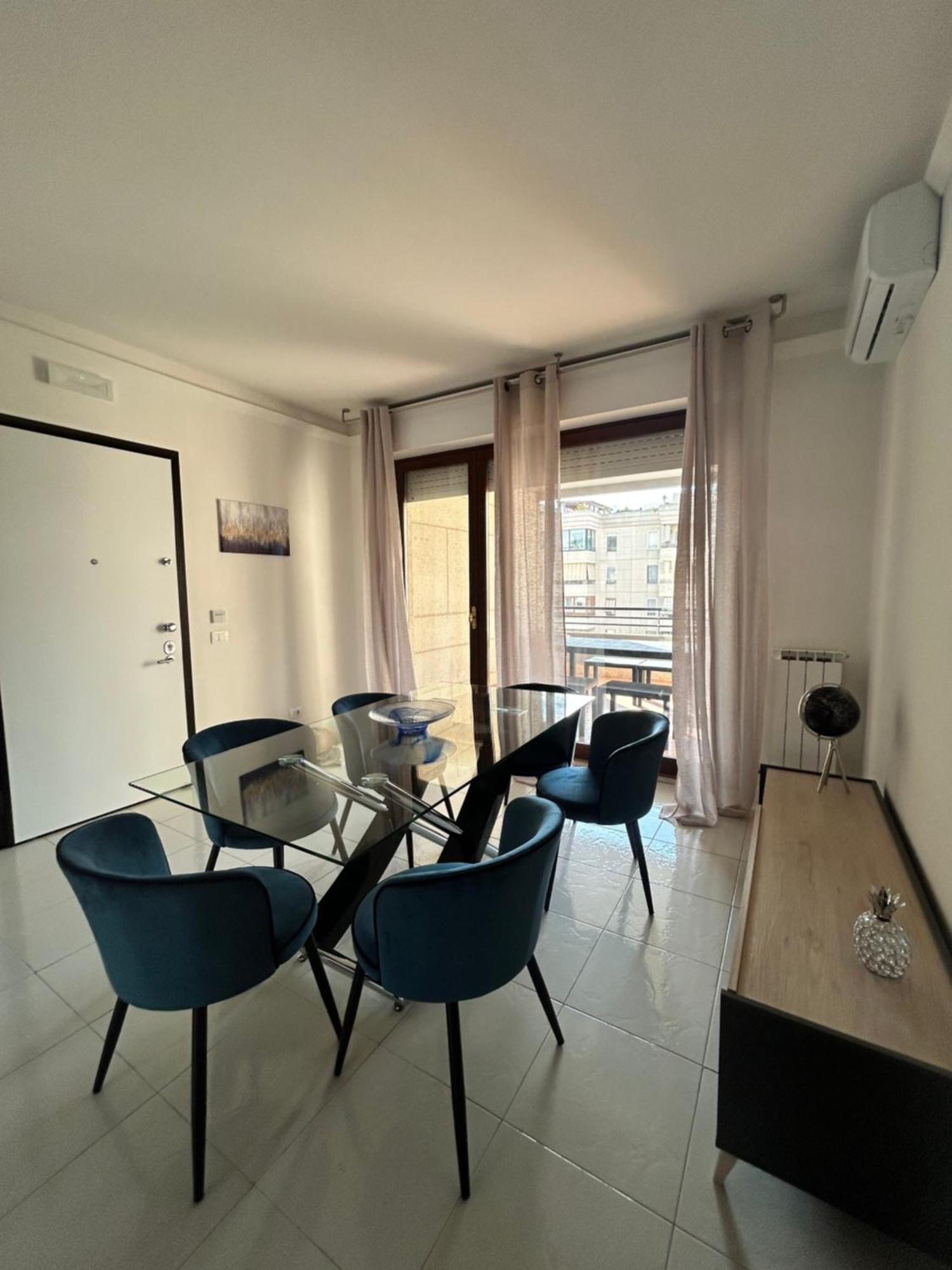 Astri Eur Apartment *