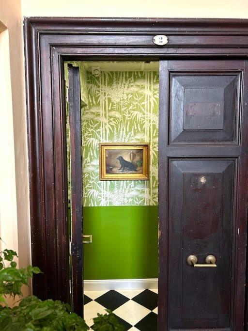 The Grand Tour Bed & Breakfast