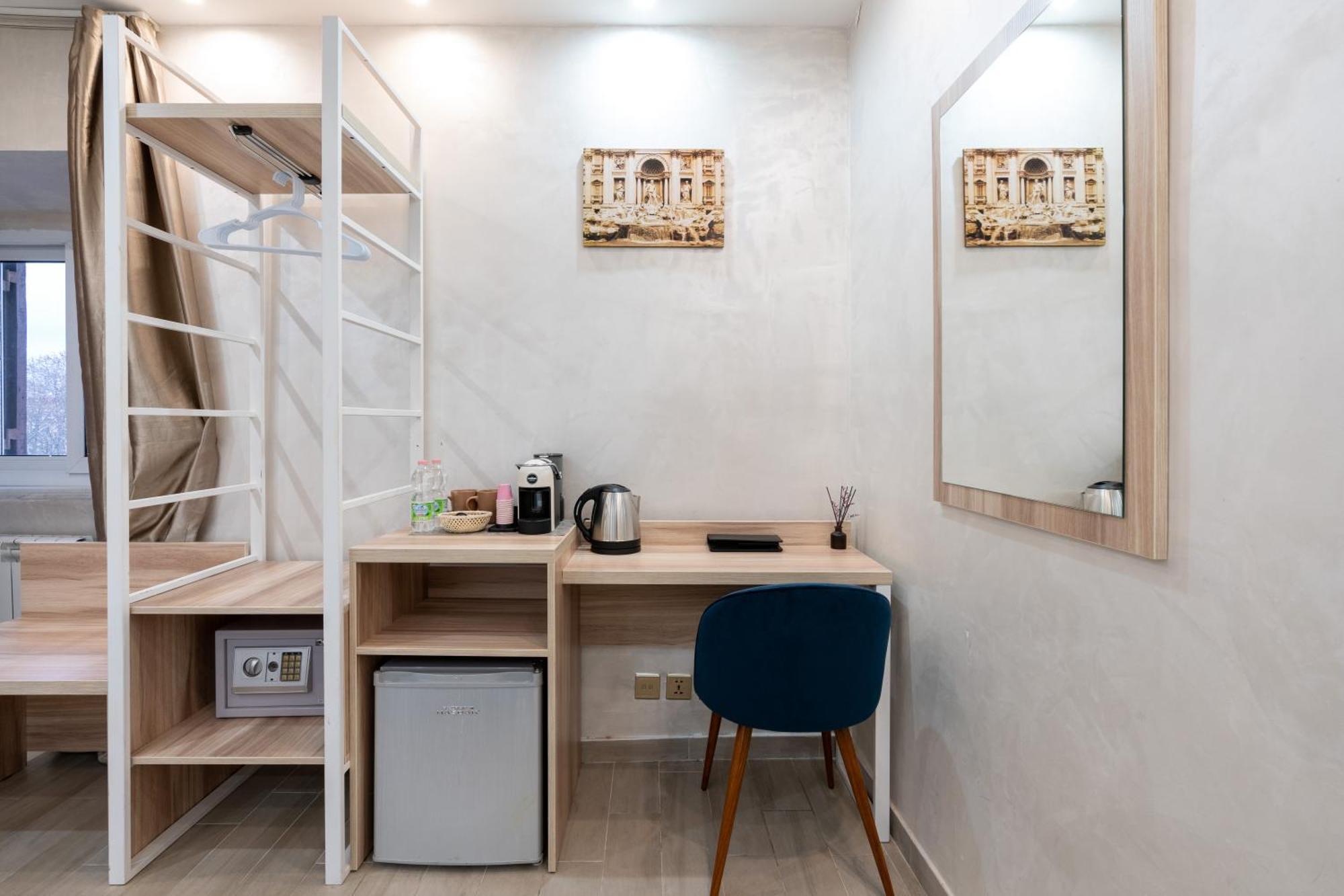 Leone D'oro - Close To Piazza Vittorio Guest house 2*