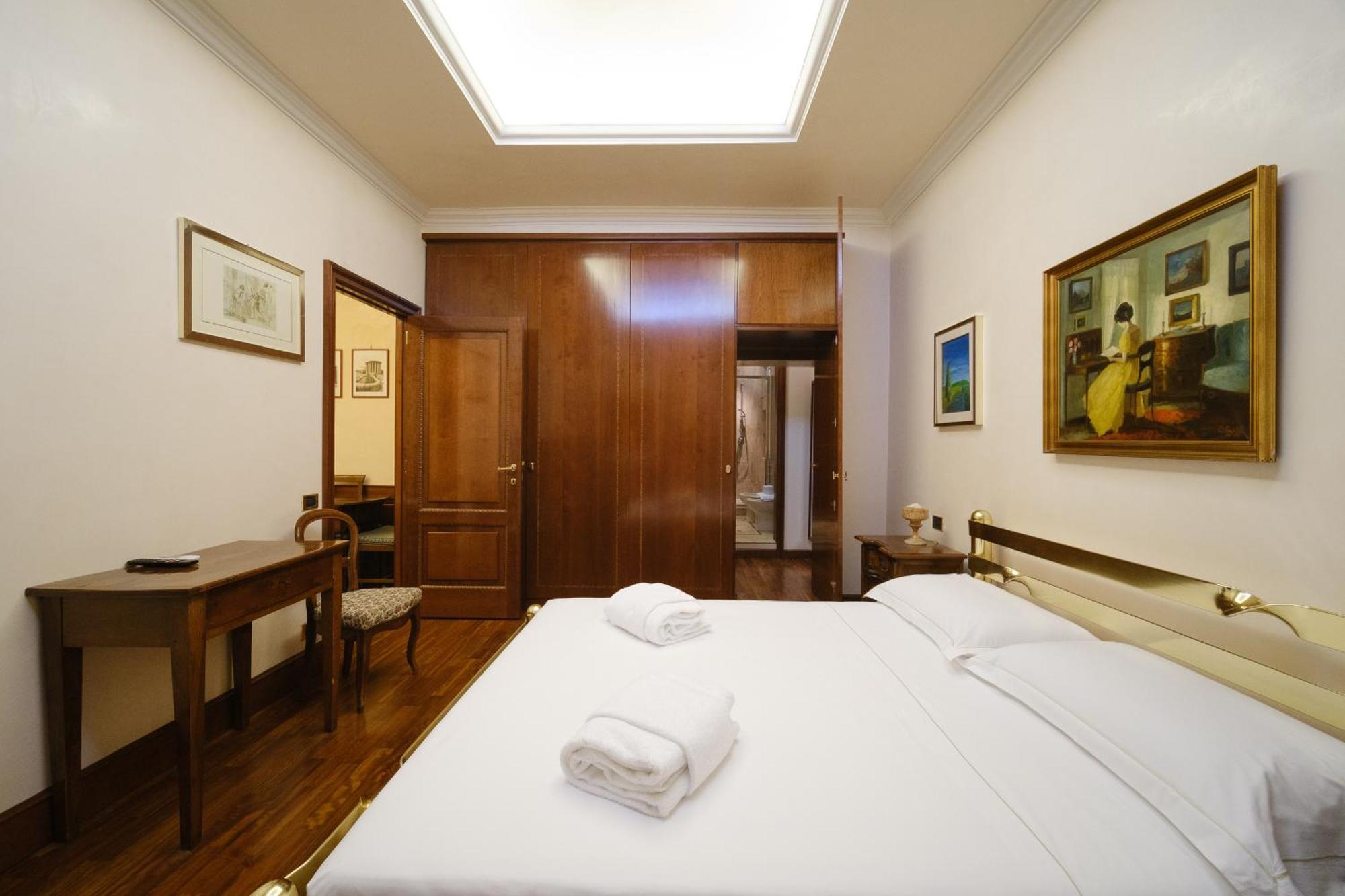Spanish Steps Retreat Buddyrent Apartment Rome
