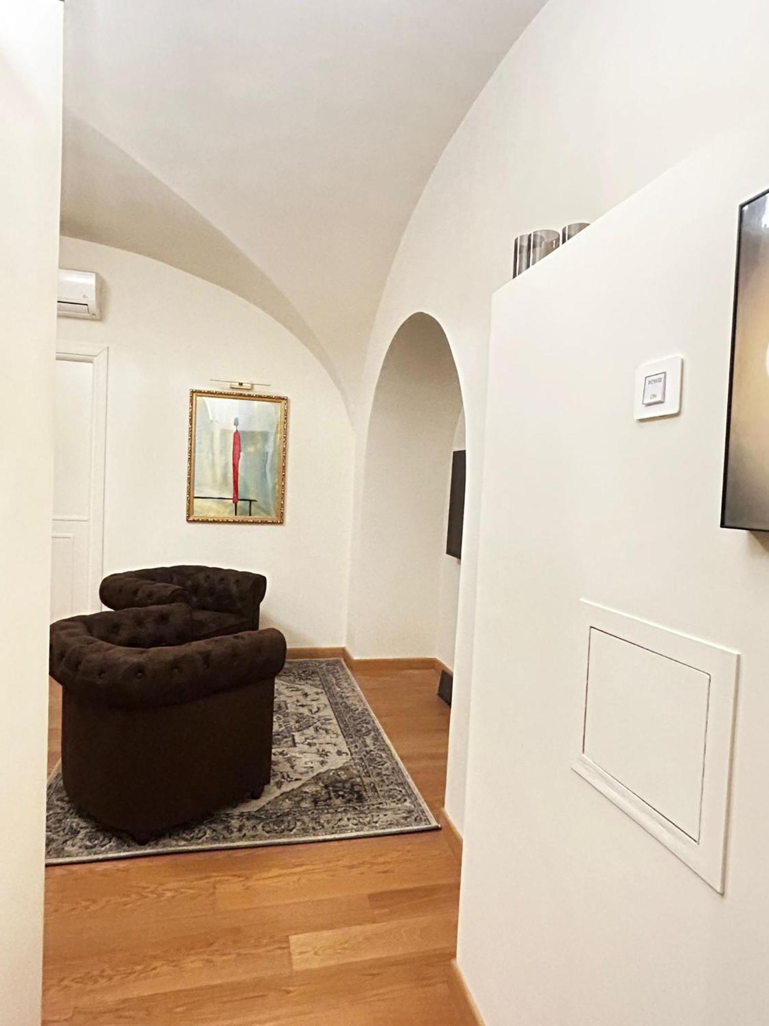 Trithome Apartment *