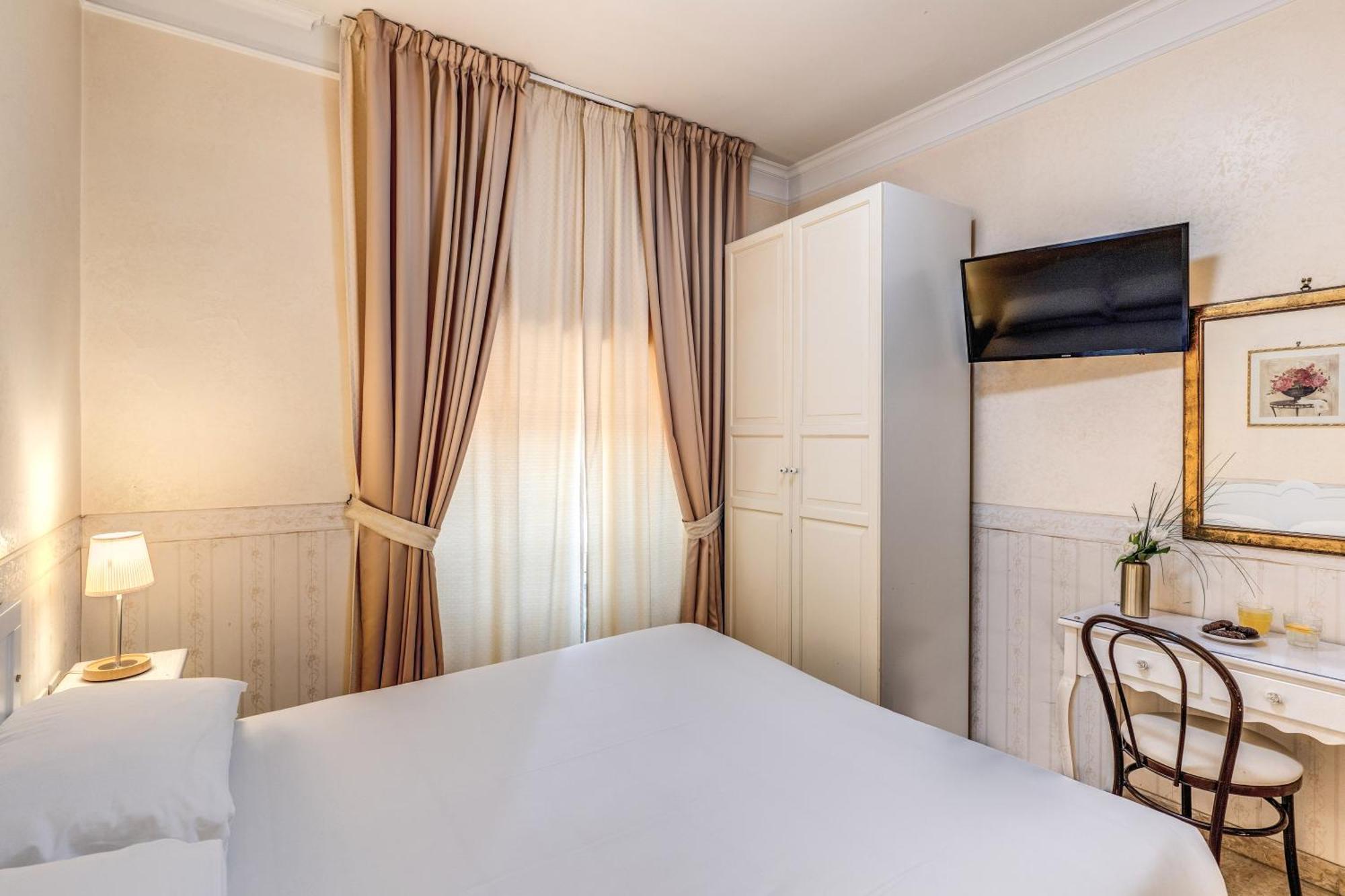 Orazia Hotel