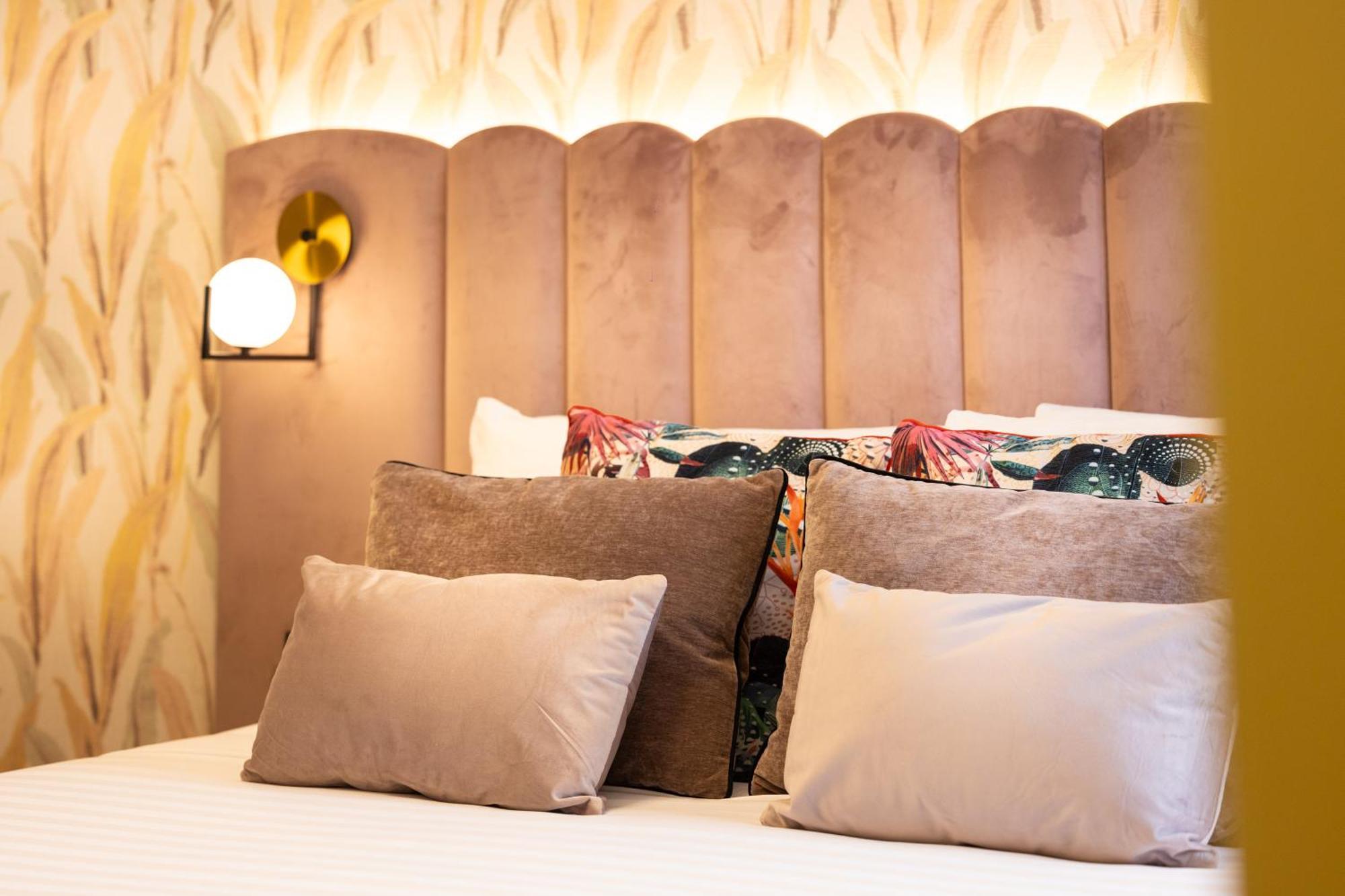 Mavi Luxury Roma