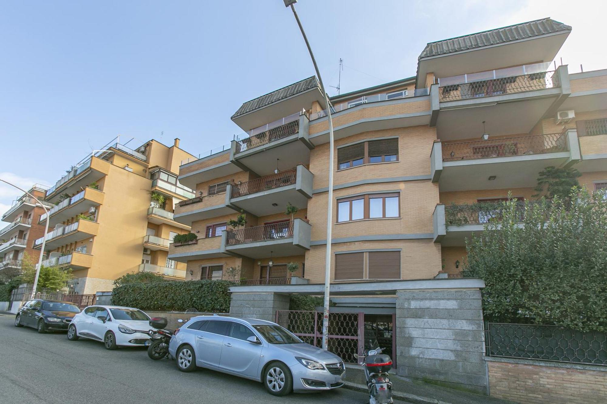 Terrazza San Pietro Vicino Metro A Apartment
