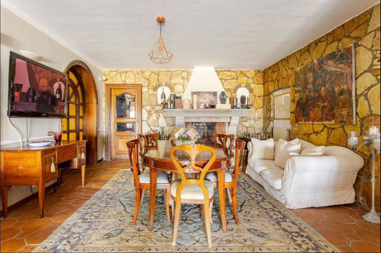 Villa Prestigiosa Con Parco Palestra E Piscina