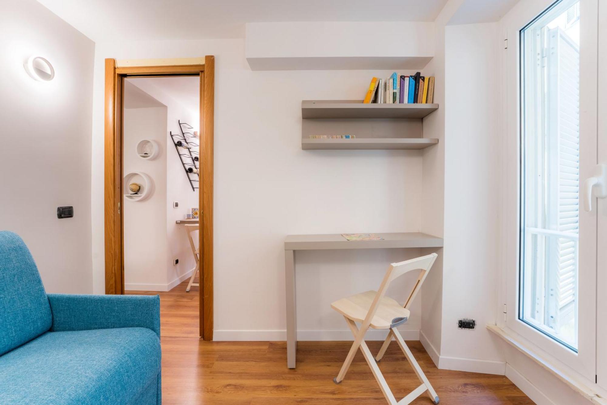 Villafranca Loft, Modern Nearby The Station Apartment *