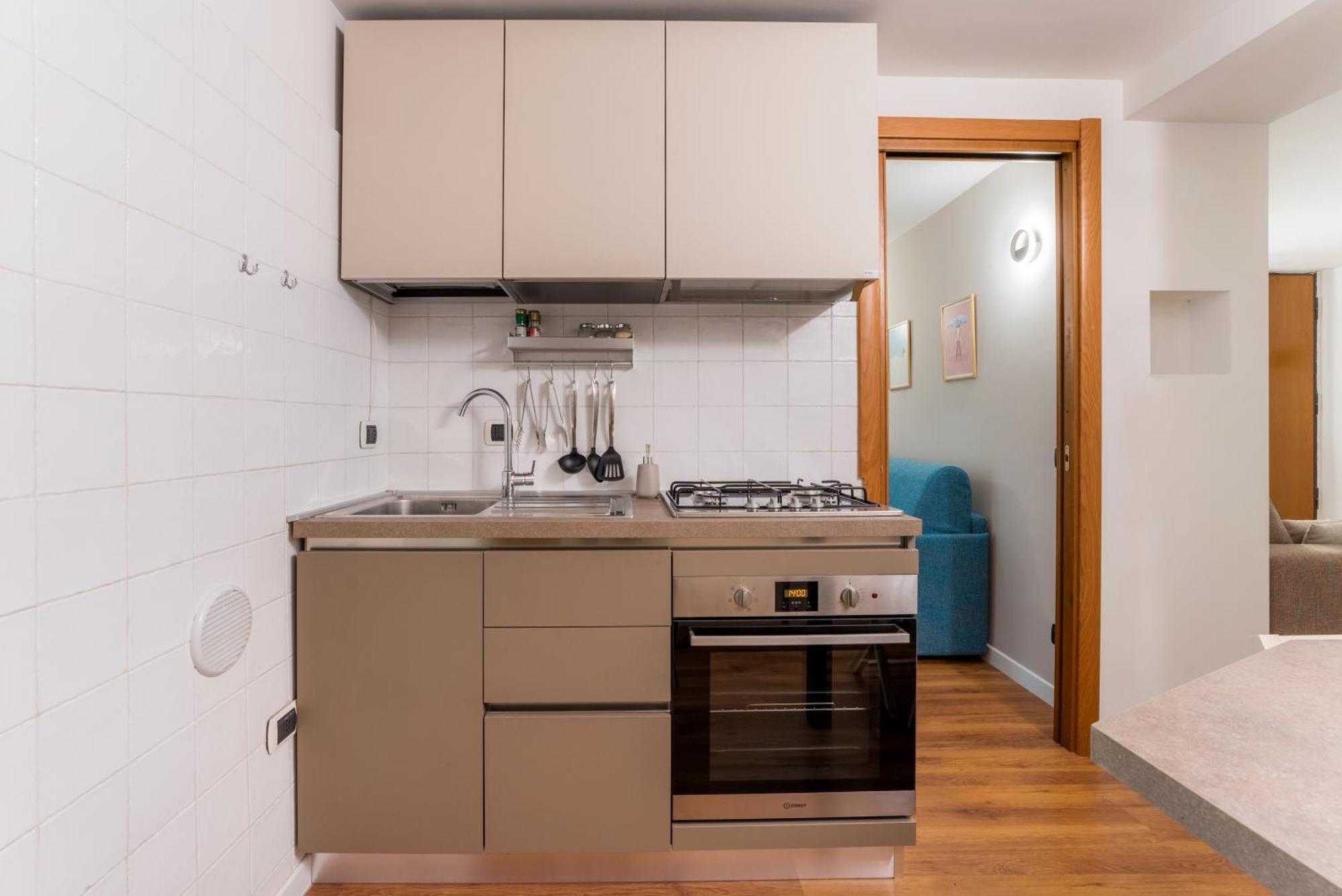 Apartment Villafranca Loft, Modern Nearby The Station