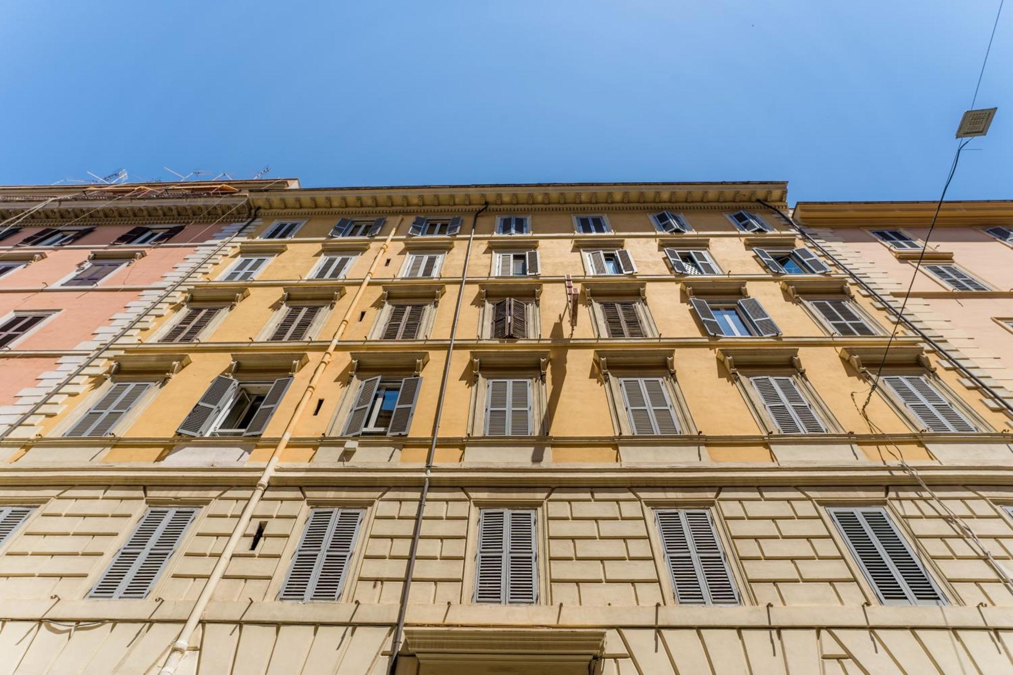 Apartment Villafranca Loft, Modern Nearby The Station *