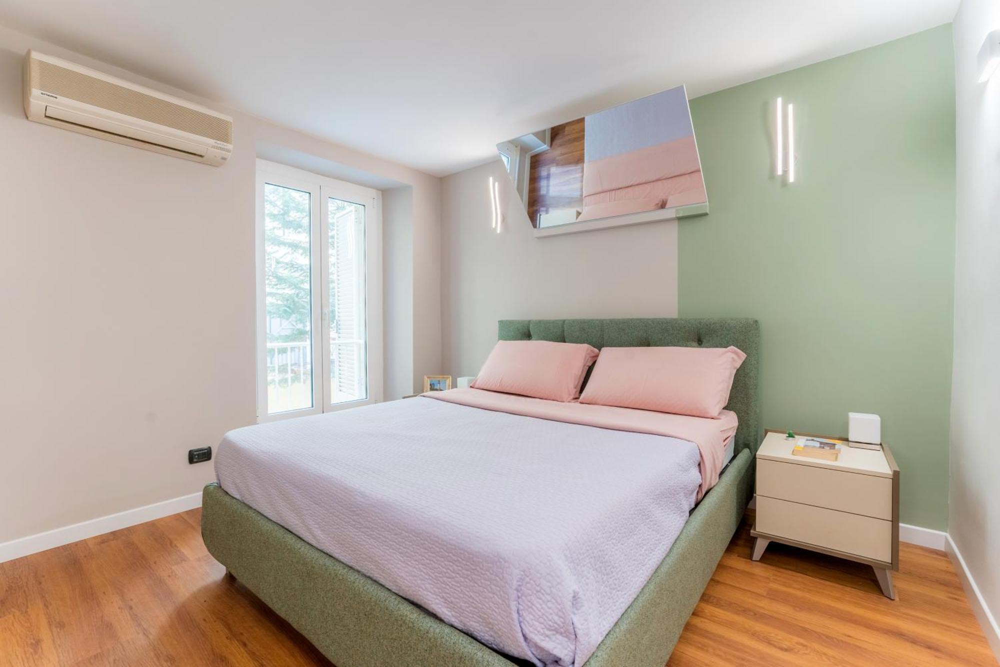 Villafranca Loft, Modern Nearby The Station Apartment