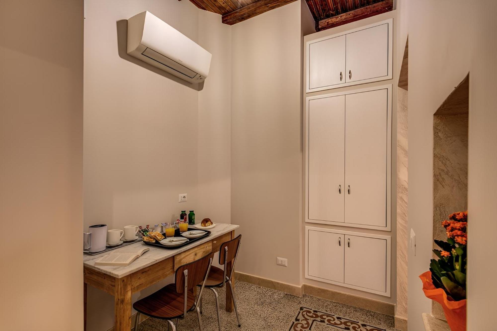 Colosseo Guest house