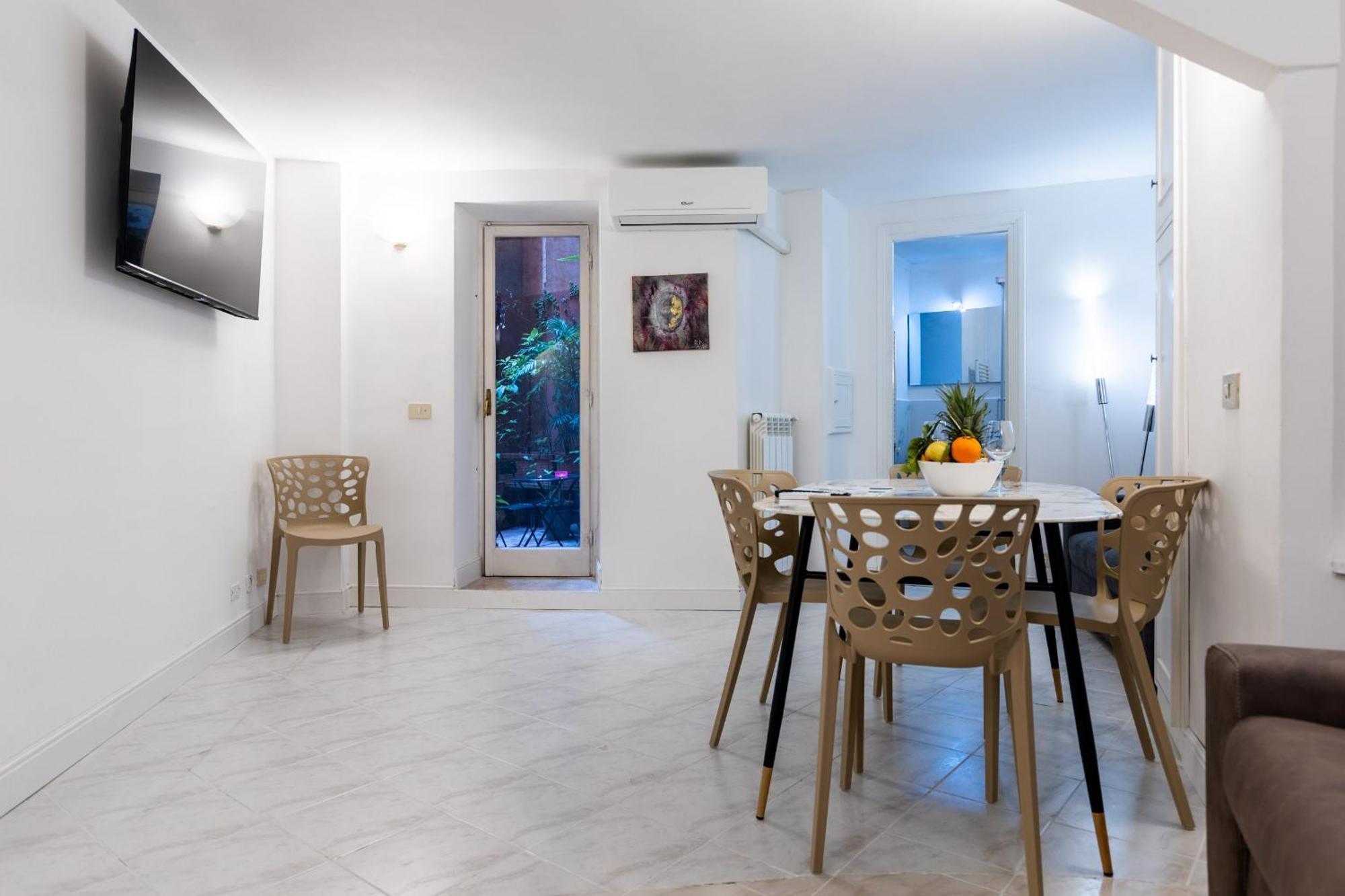 Navona Open Space Apartments
