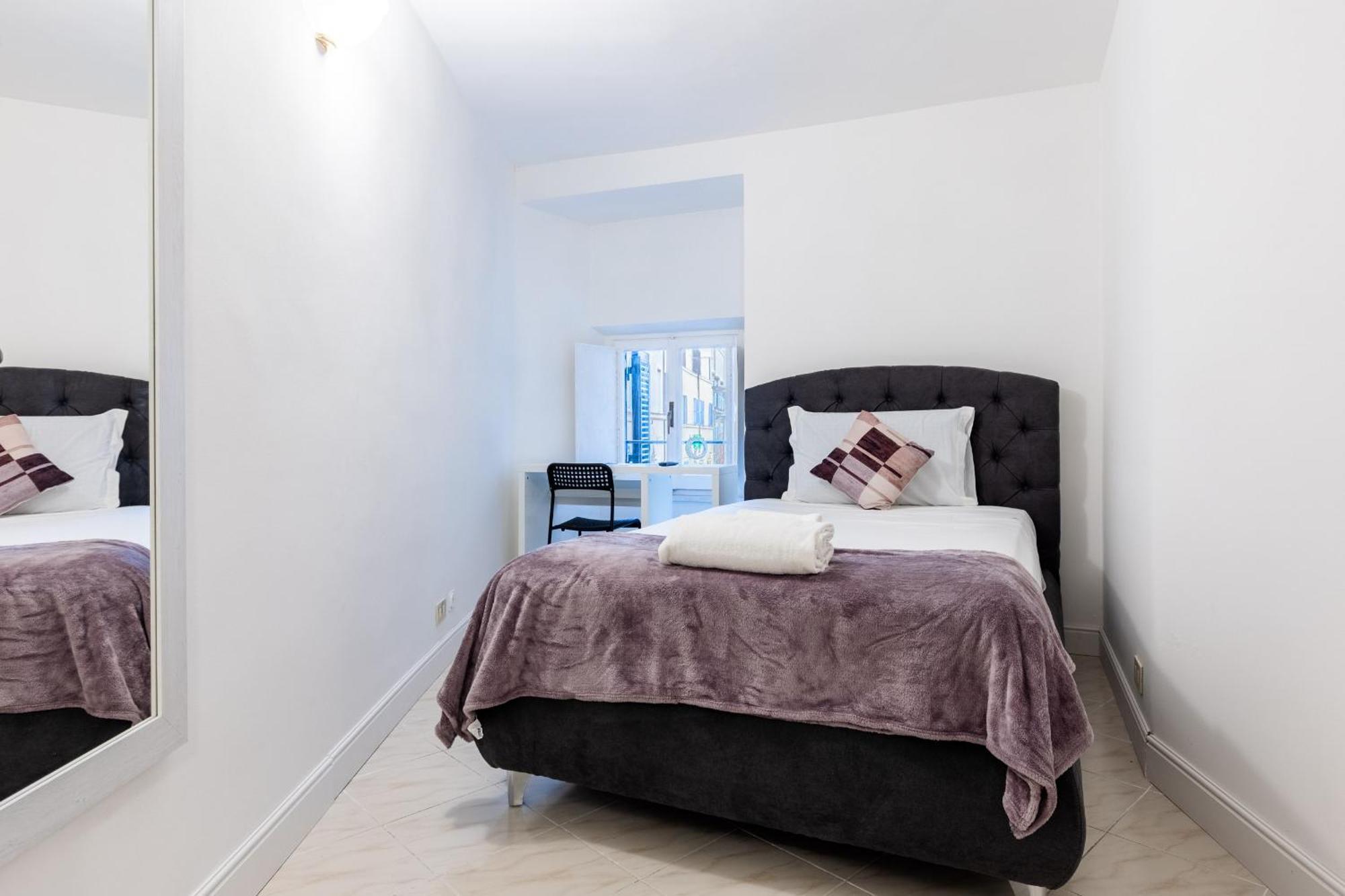 Navona Open Space Apartments 4*