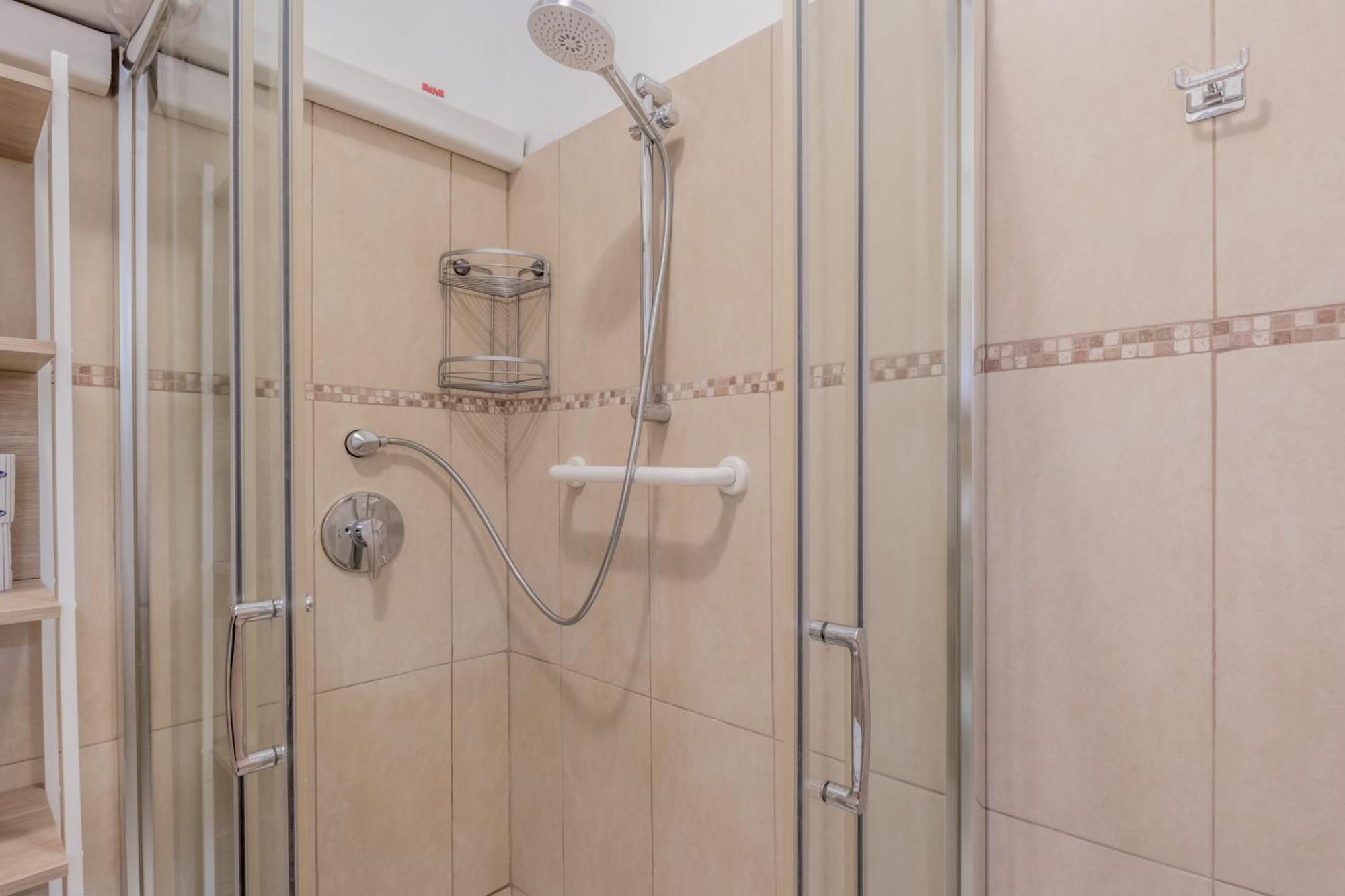 Fara Sabina Large Aparment Roma