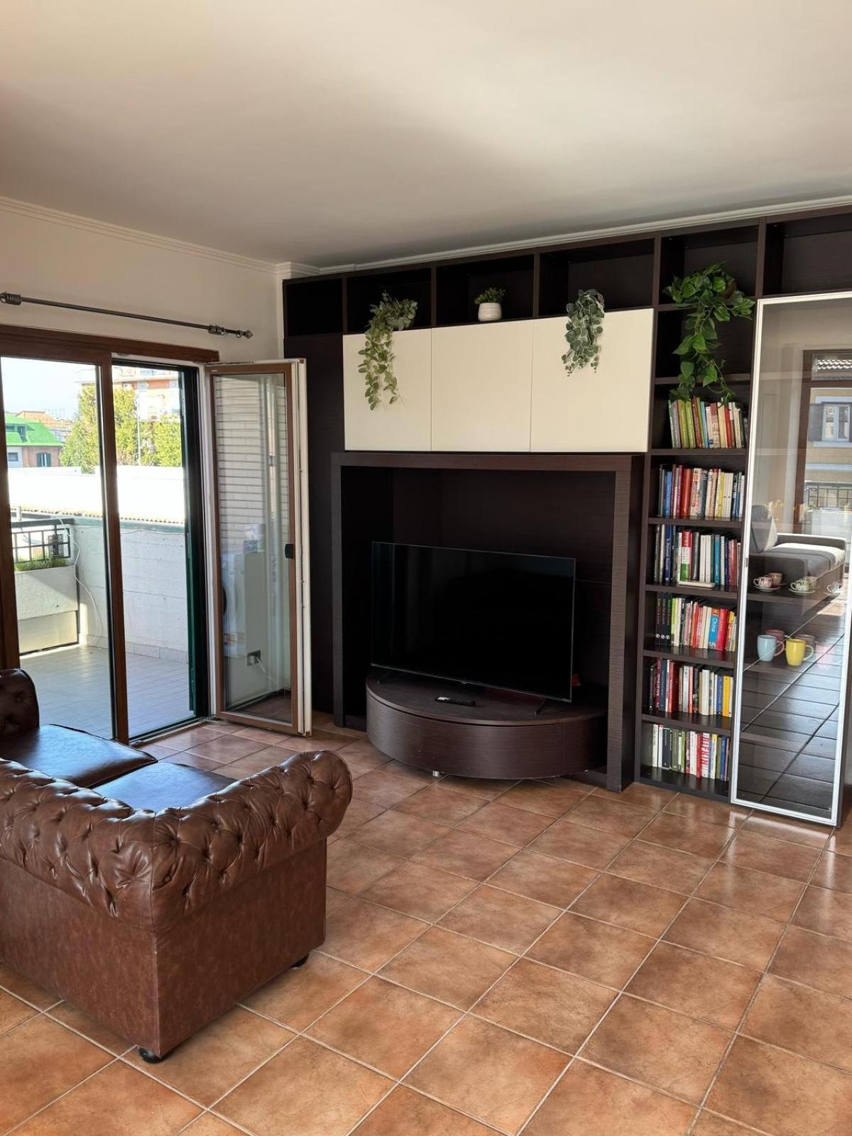 La Casa Del Tomo - Serenity & Charme, Steps From Cornelia Metro Line A Appartamento Roma