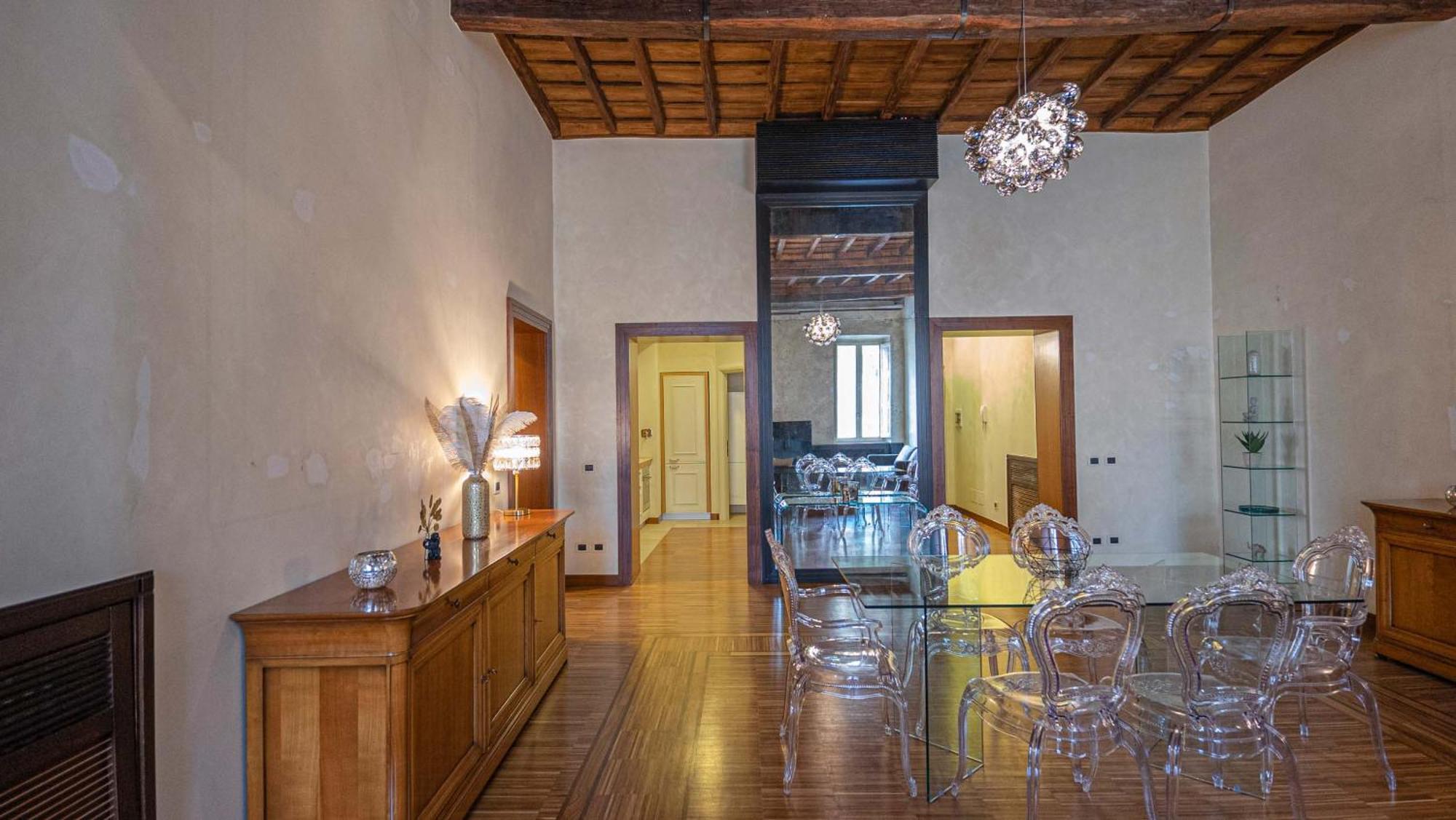 Apartment Piazza Venezia Charming With View Rome