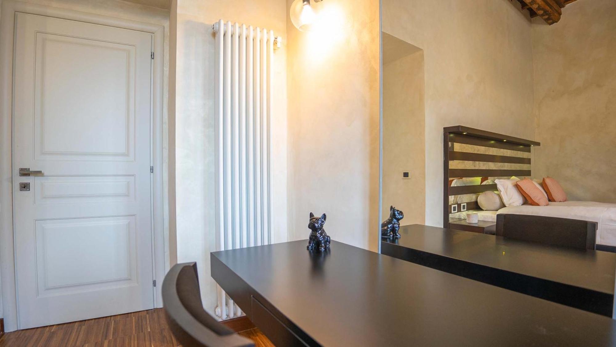 Piazza Venezia Charming With View Apartment *