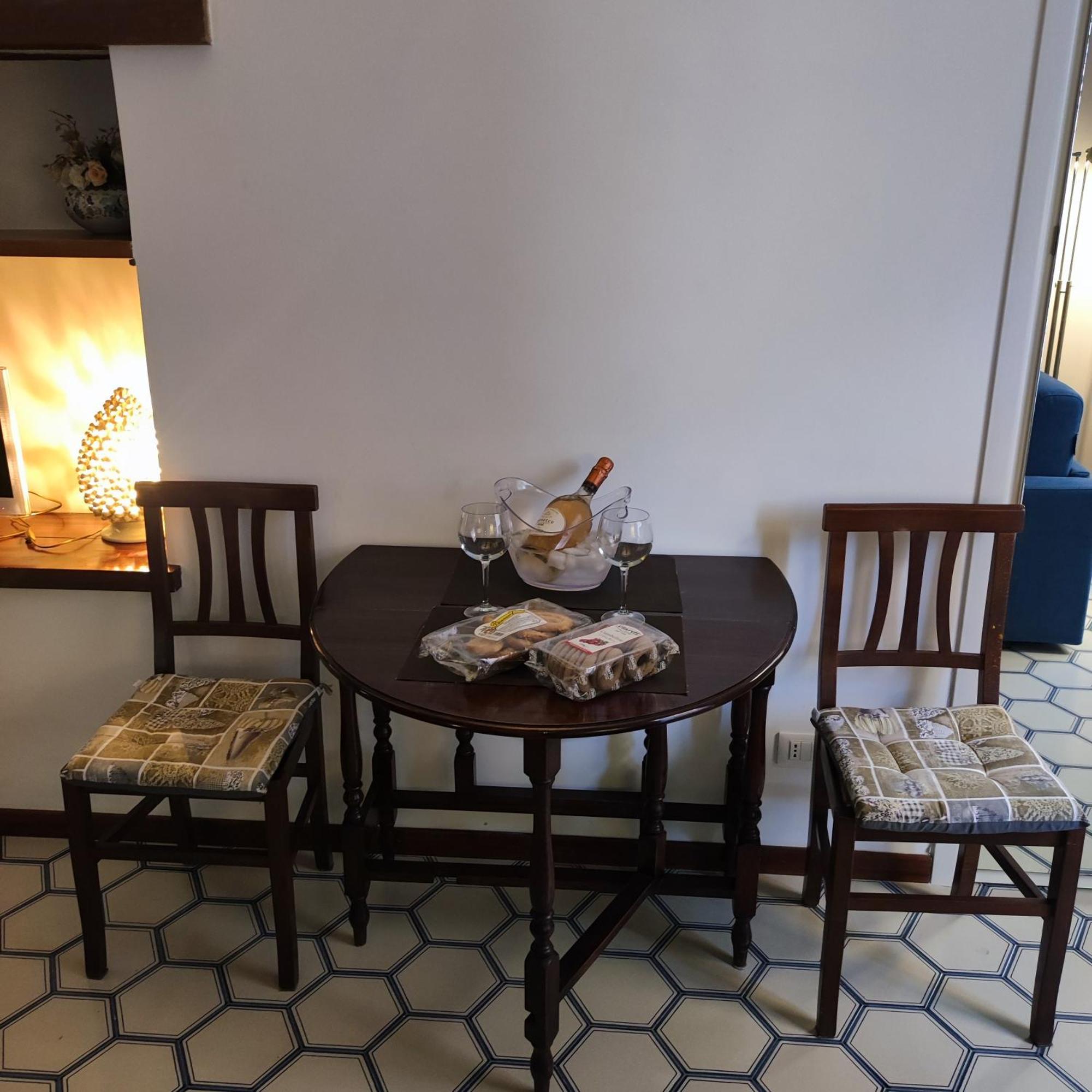 Casa Claudia ~ Rione Monti-colosseo Rome
