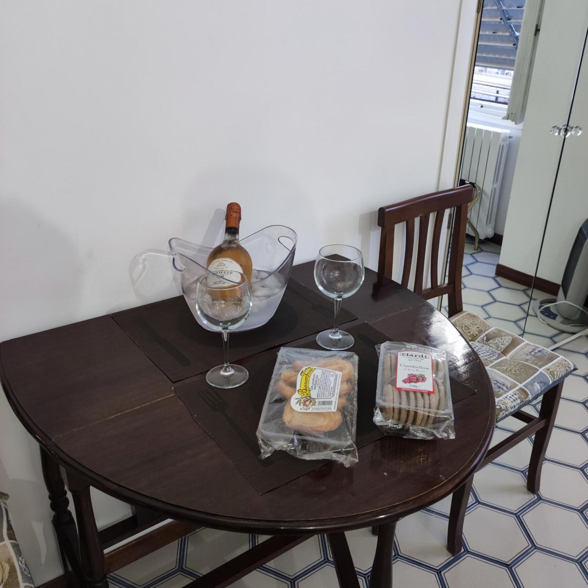 Casa Claudia ~ Rione Monti-colosseo Apartment Rome