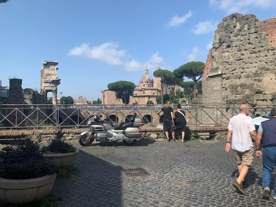 Casa Claudia ~ Rione Monti-colosseo