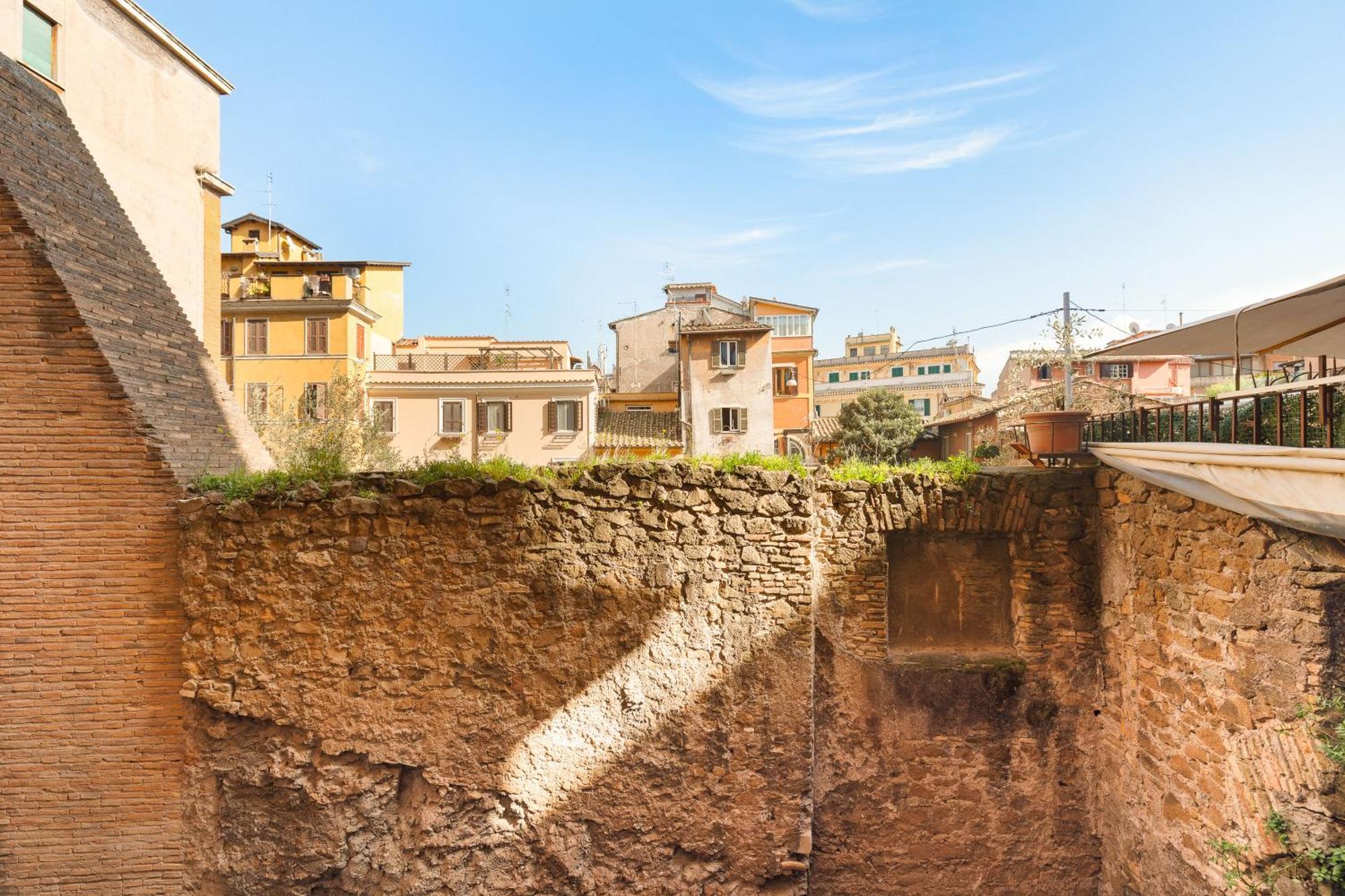 Elegantia Luxury Trastevere Rome