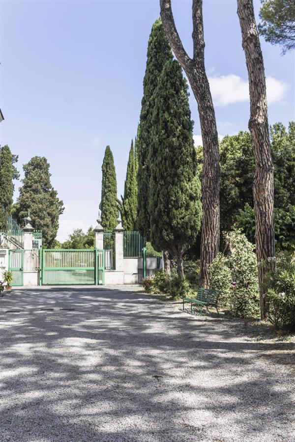 Guest house San Luigi - Residenza Gemelli Rome