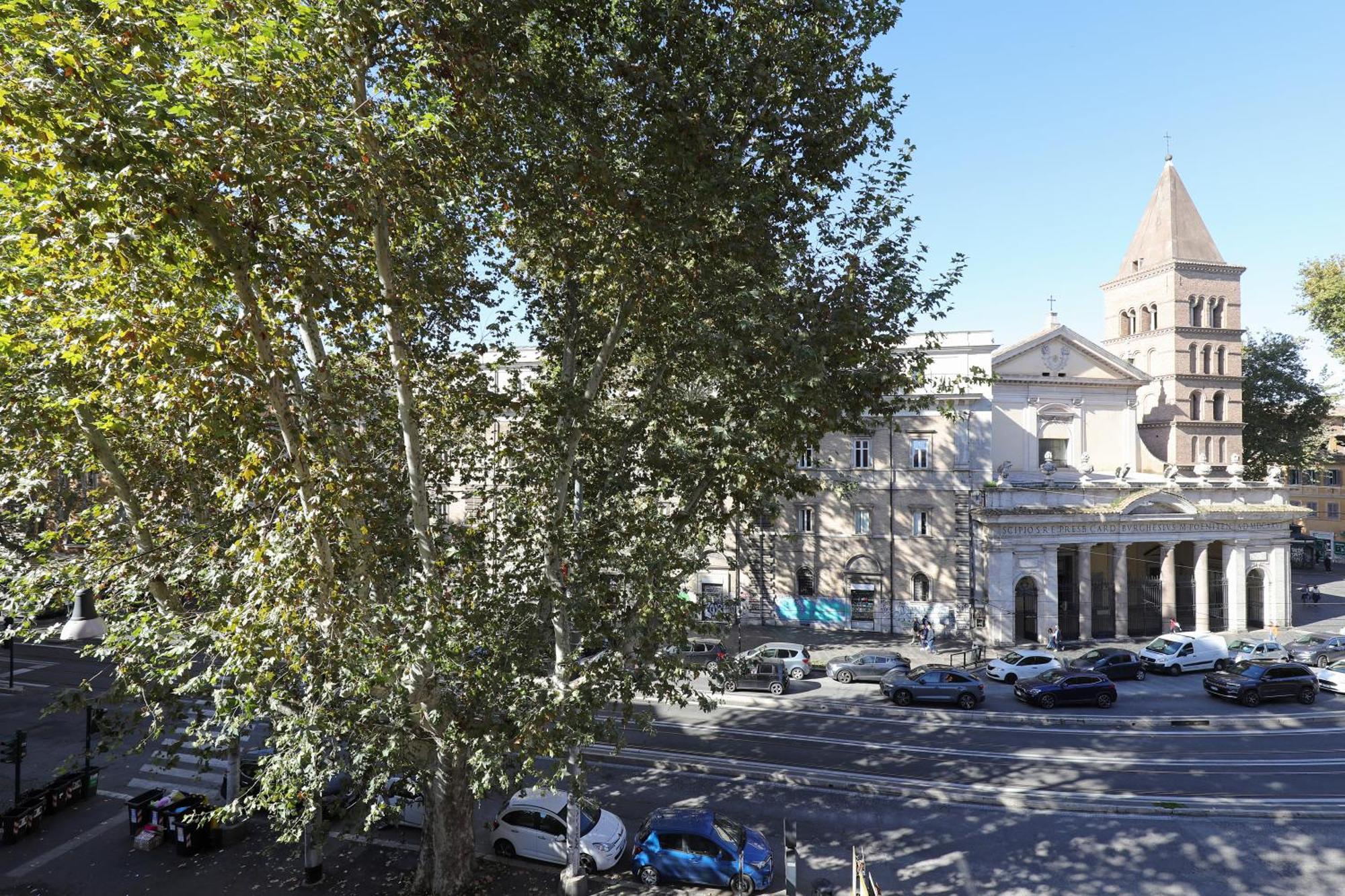 Gioiello Nel Cuore Di Trastevere